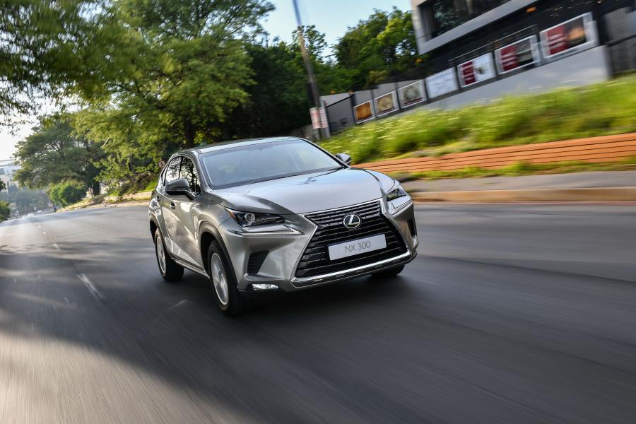  Lexus NX300 2017 года  (ZA) (фото 25 из 27)